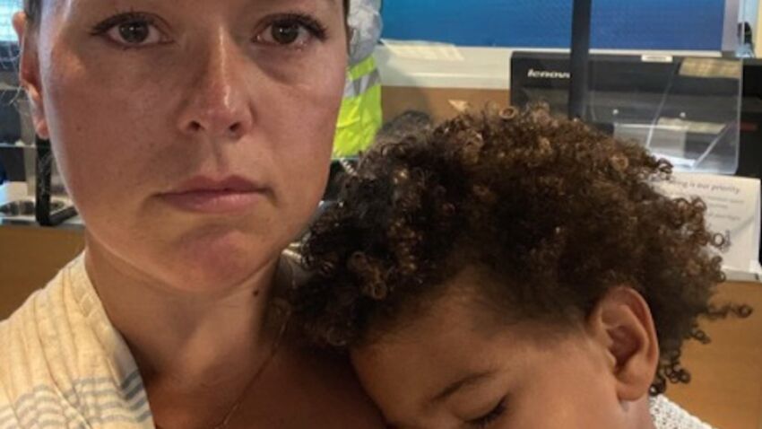 A N.H. mom's 2-year-old son wouldn't wear a mask on a plane.
They got kicked off the flight. 1