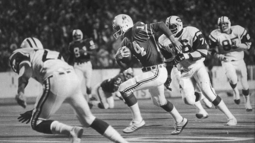Steve Grogan — the Patriots' last mobile quarterback — likes
what Cam Newton is bringing to New England 1