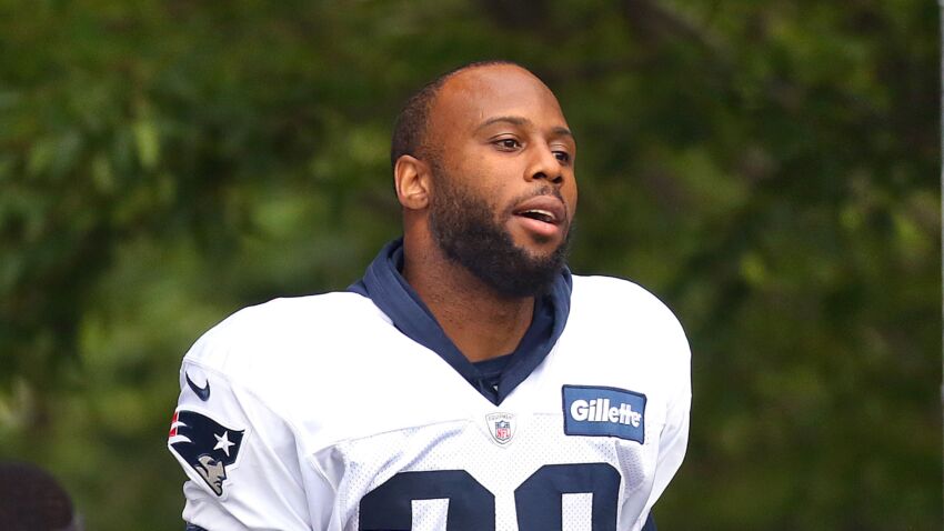 Patriots running back James White’s father dies in crash,
per reports 1