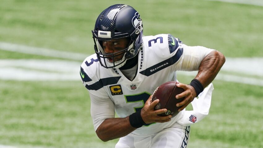 Will facing Cam Newton in practice help the Patriots defend
mobile quarterbacks this season? 1