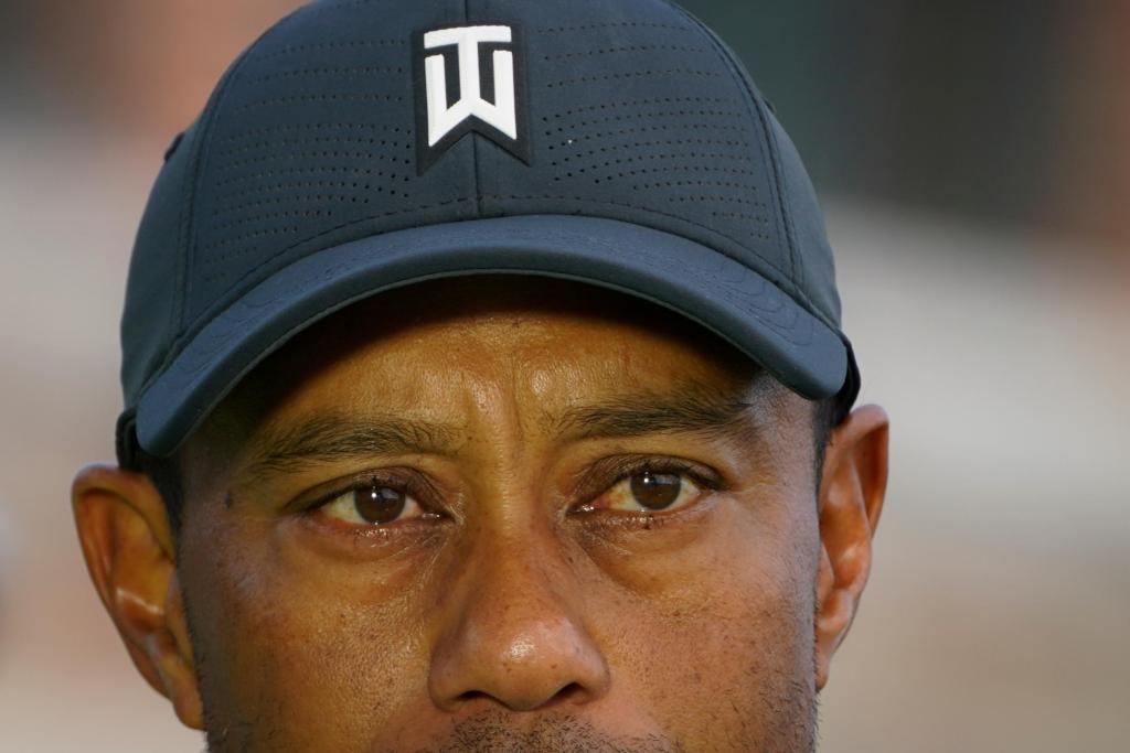 Dahlberg: Tiger Woods in need of some magic at US
Open 1