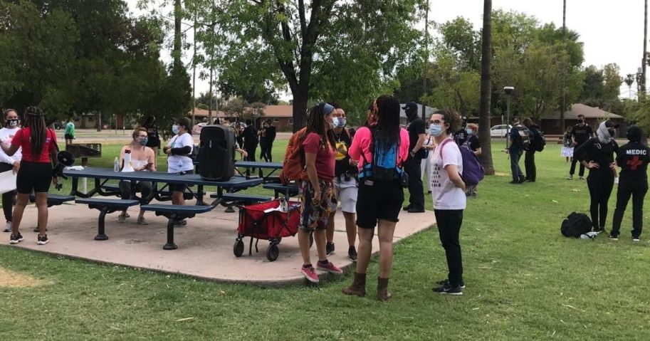 School Threatening To Suspend Students for Not Social
Distancing Allows Exception for SJW Protesters 1