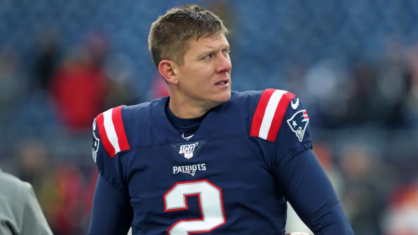 Patriots promote kicker Nick Folk to their active
roster 1