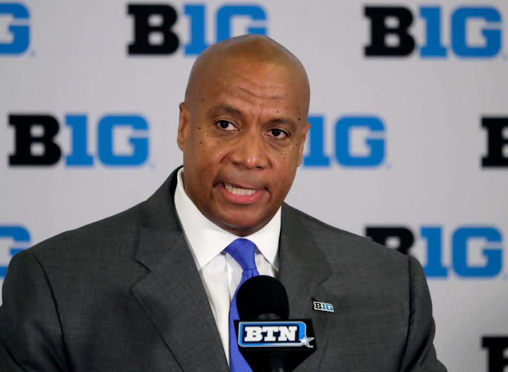 Big Ten will play football this fall, reversing course amid
coronavirus 1