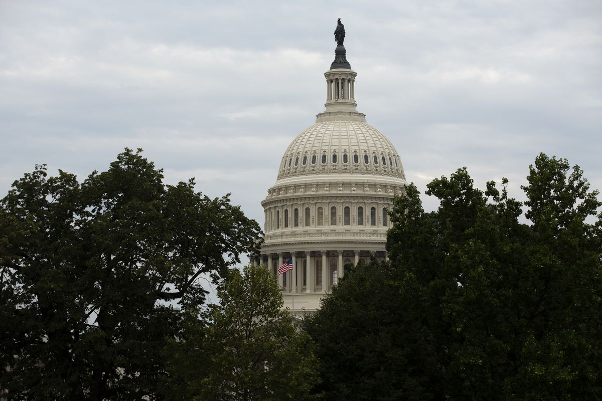 Amid stalemate, bipartisan group of lawmakers float $1.5
trillion compromise for COVID-19 stimulus 1