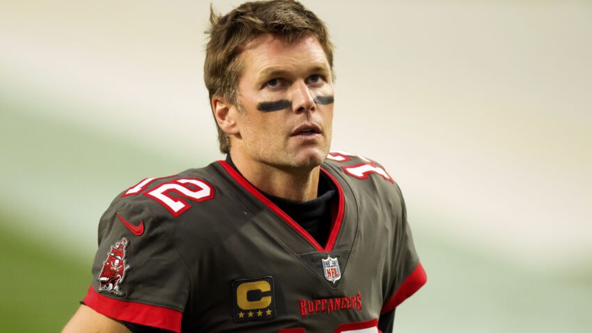 In Cam Newton vs. Tom Brady discussion, I’m glad to be
watching the Patriots 1