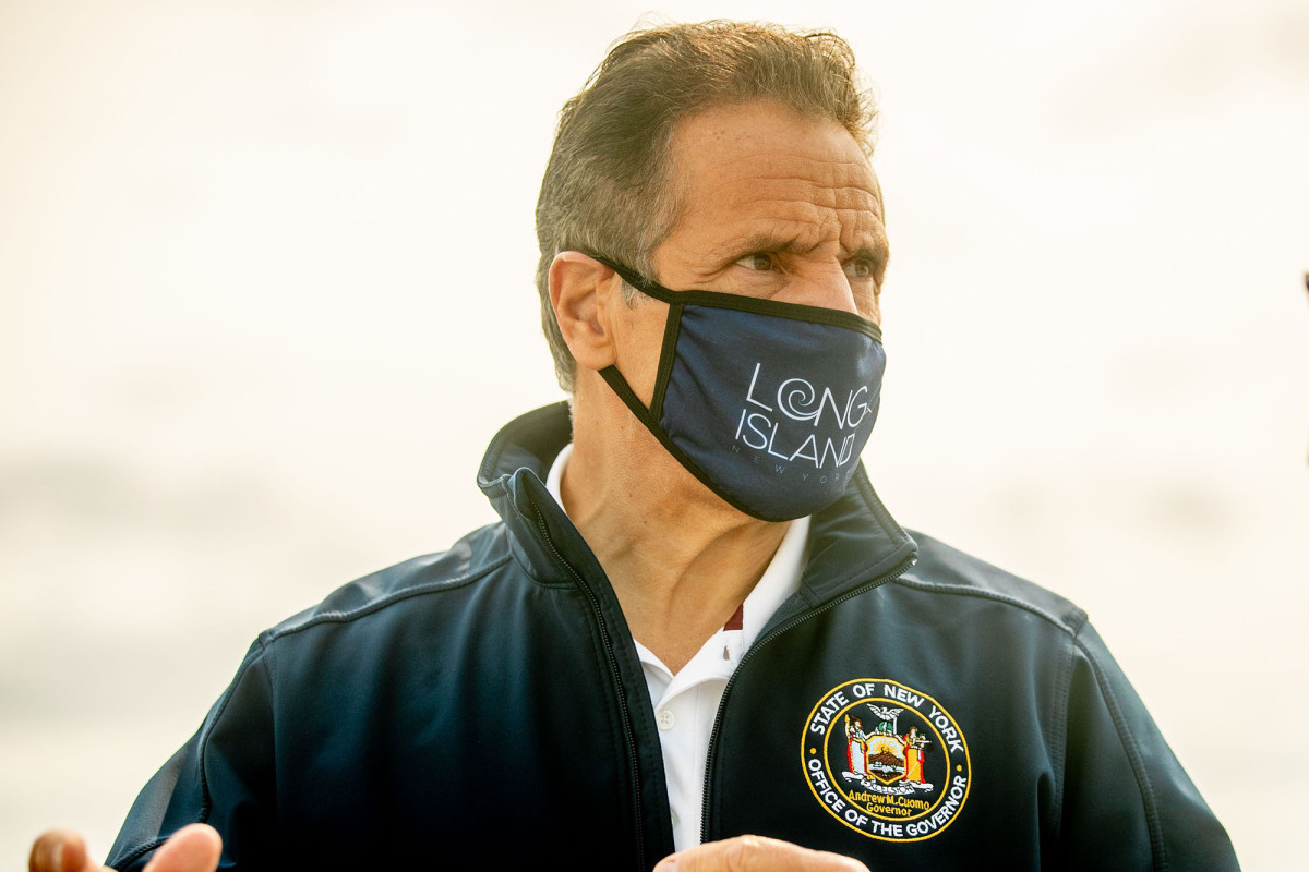 Watchdogs urge Gov. Cuomo to get real over COVID-19 budget
crisis 1