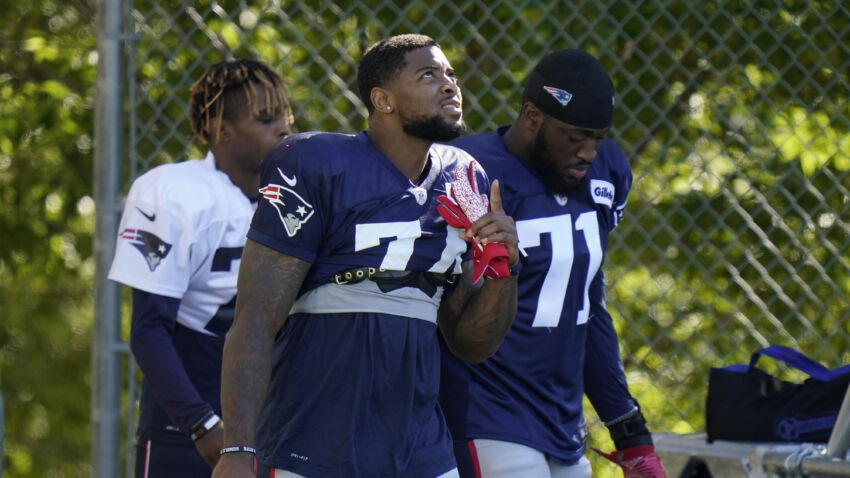Patriots' young linebackers could get playing time early
this season 1