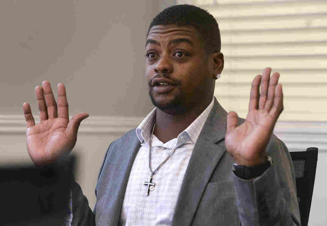 Utah Officer Faces Felony Charge For Ordering Police Dog To
Bite Black Man 1