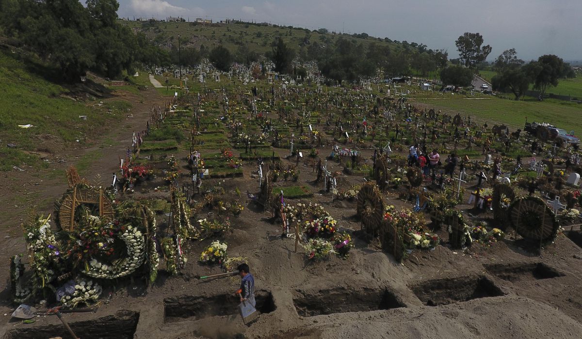 Mexico official: definitive COVID-19 toll will take 2
years 1