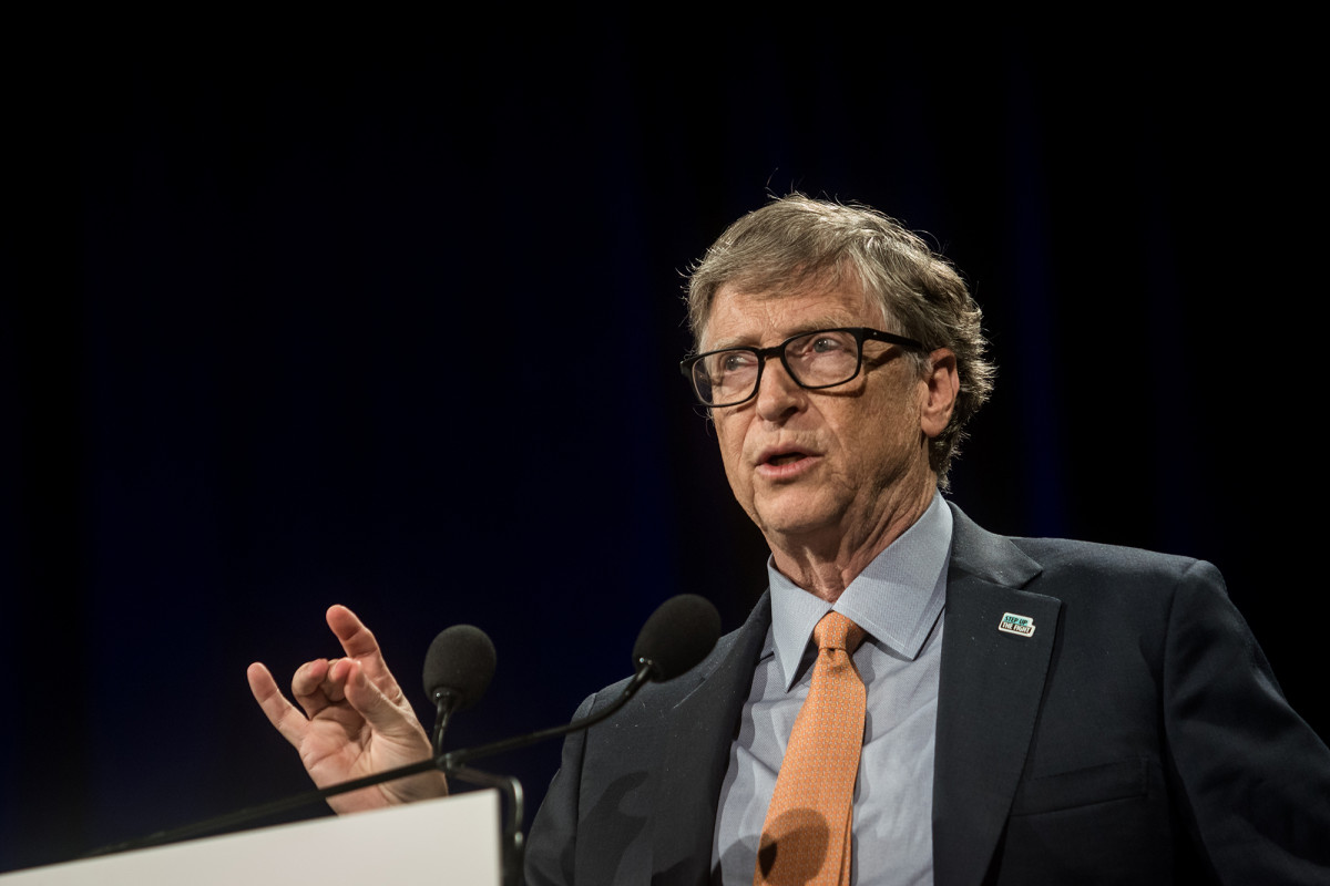 Bill Gates says Pfizer has best shot at early COVID-19
vaccine 1