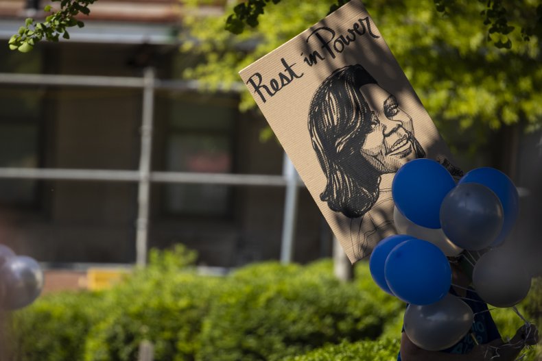 Brett Hankison, Officer Who Shot Breonna Taylor 10 Times,
Not Charged in Her Death, Indicted For Shooting into Other
Apartments 1