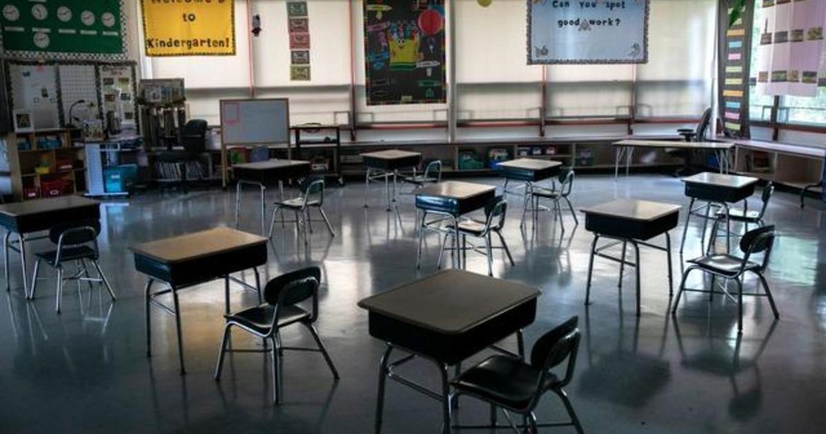 Doctor weighs in on the safety of going back to school amid
coronavirus pandemic 1