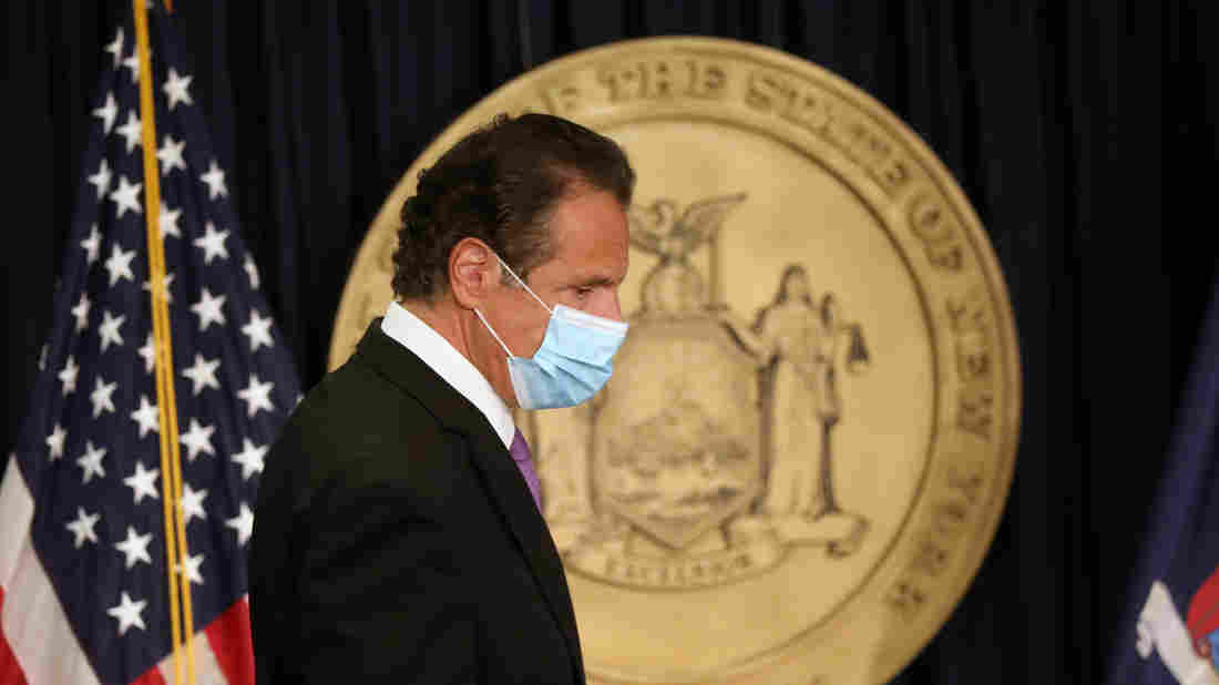 Cuomo Says N.Y. Health Officials Will Review Any
U.S.-Approved COVID-19 Vaccine 1 Cuomo Says N.Y. Health Officials Will Review Any
U.S.-Approved COVID-19 Vaccine 1