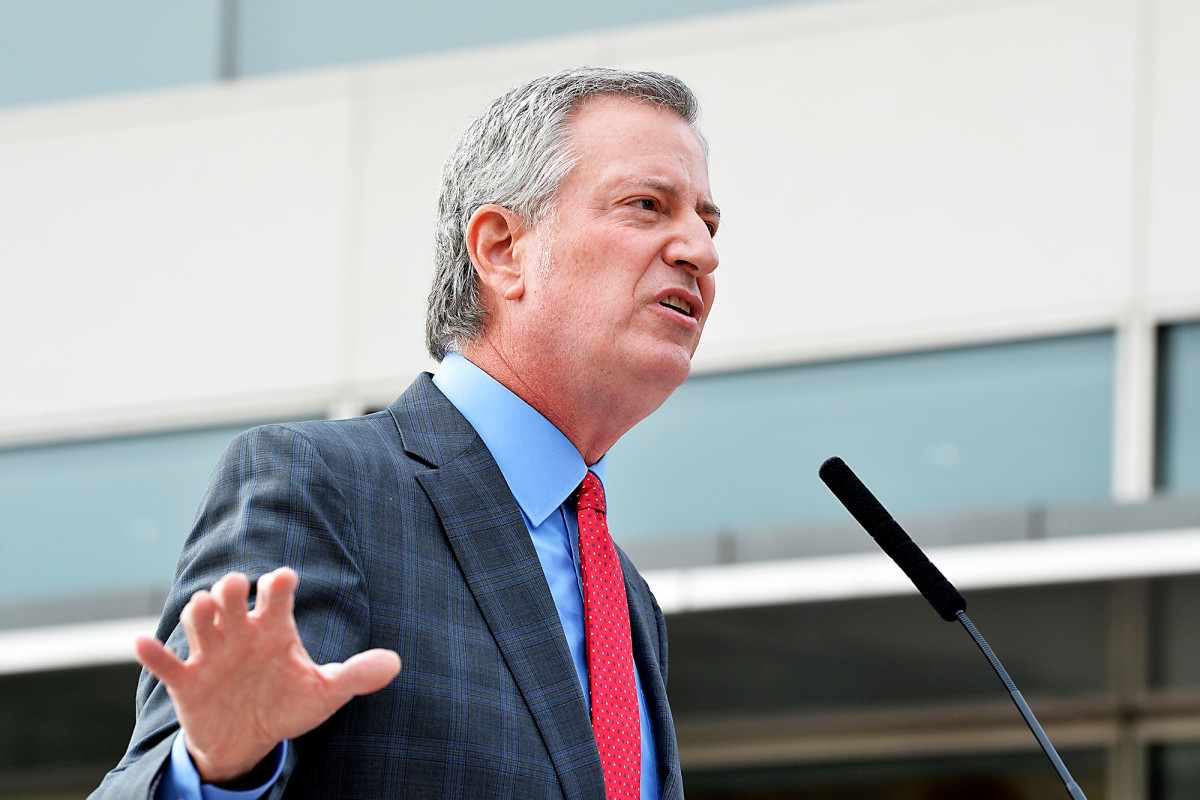 De Blasio gets testy with radio host over COVID-19 teacher
staffing 1
