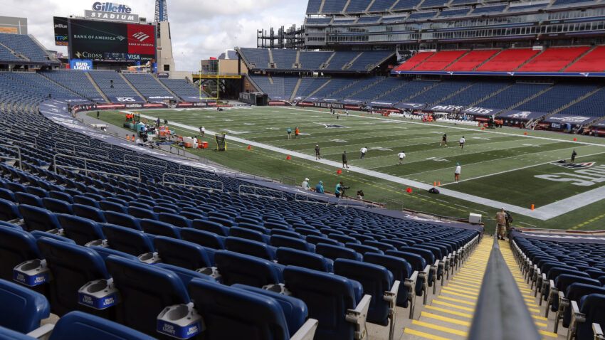 Countdown to Kickoff: Getting you ready for
Patriots-Dolphins at 1 p.m. 1