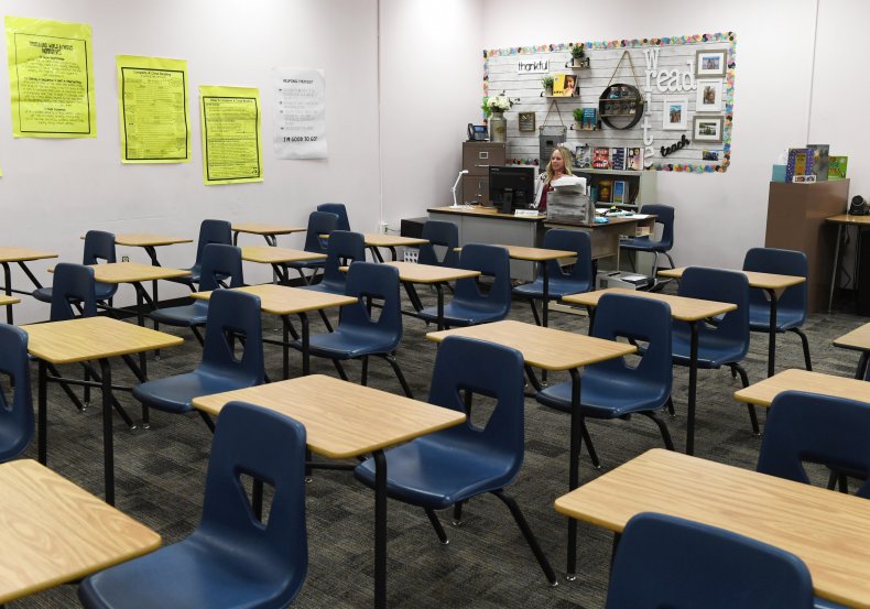 Massachusetts School Forced to Start Remotely After Police
Bust Party Flouting COVID-19 Rules 1