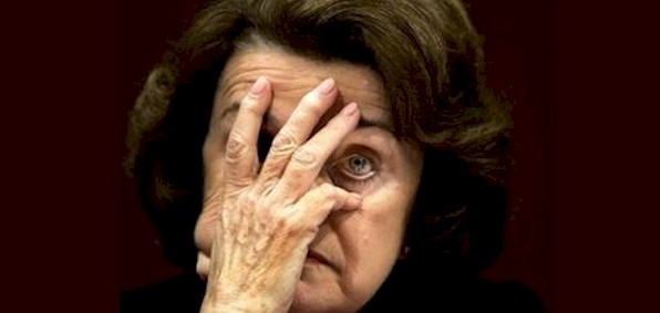 Dem Sen. Feinstein caught maskless in airport after urging
mask mandate for all travelers 1