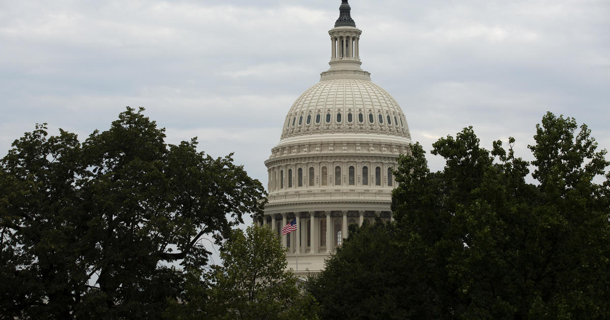 Senate Republicans look to roll out targeted coronavirus
relief bill 1