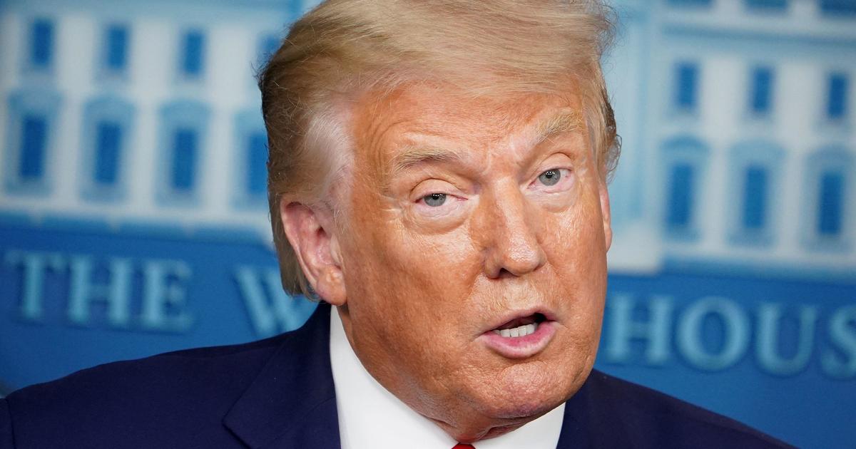 Trump suggests Wisconsin protest murder suspect acted in
self defense 1
