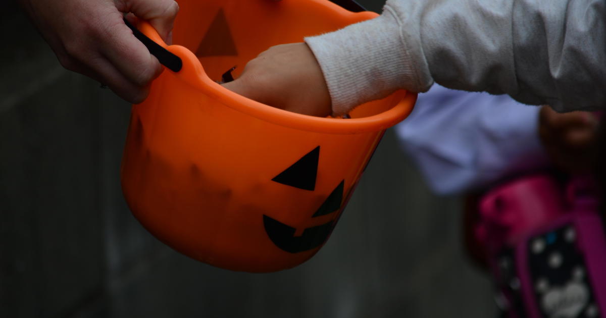 No trick-or-treating in L.A. County this year due to
COVID-19 1