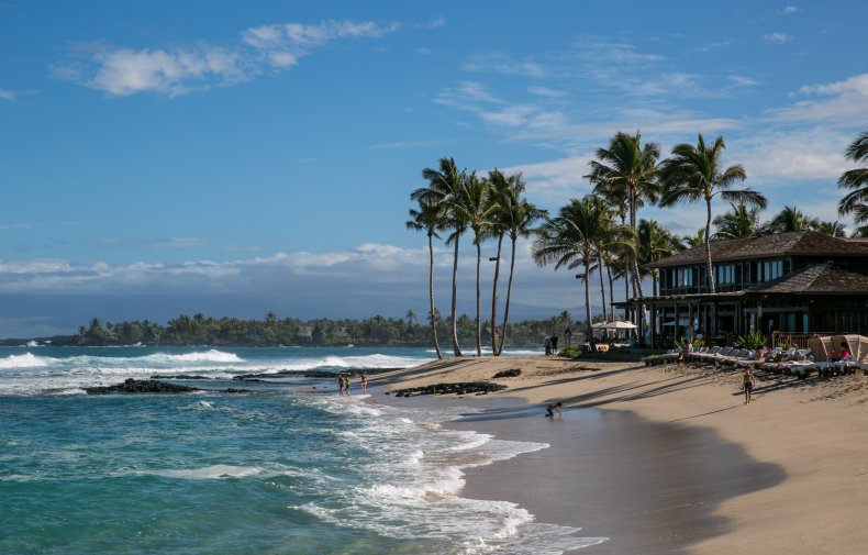 To Revive Ailing Tourism Economy, Hawaii Says Out-of-State
Travelers Can Now Bypass 2-Week Quarantine 1