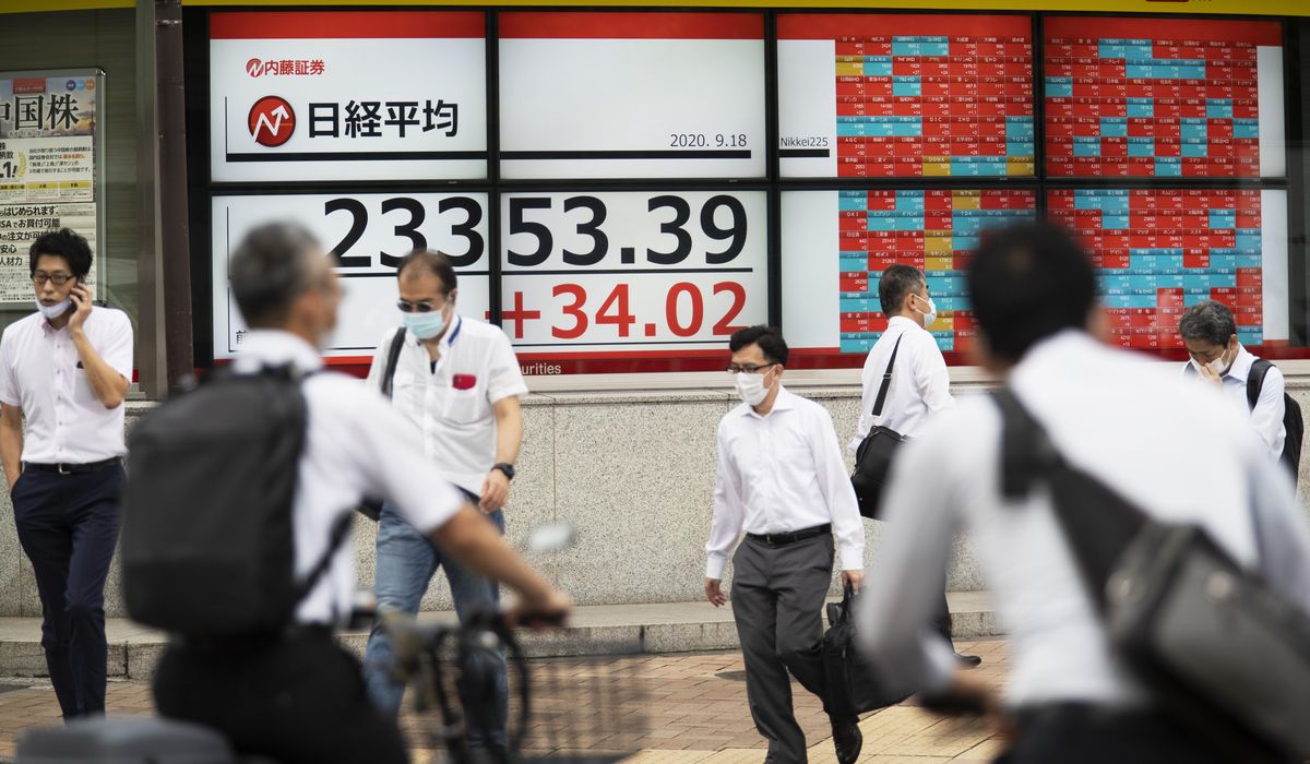 Global shares mixed amid worries on coronavirus,
economy 1