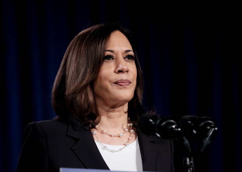 Kamala Harris Says Based on Video of Jacob Blake Shooting,
Officer 'Should Be Charged' 1