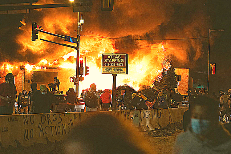 "Everyone In The City Was Ready For War" - Terrifying
Eye-Witness Account Of The Kenosha Riots 1