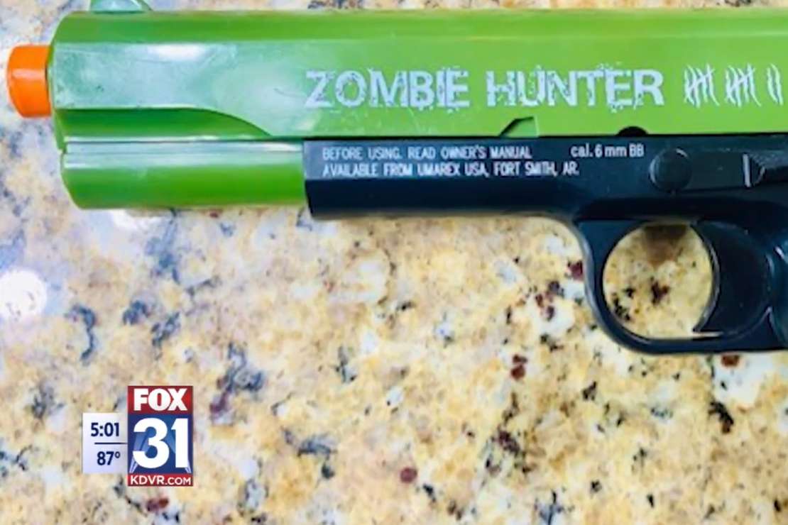 Nerfed Out: School Suspends Boy for Obvious Toy Gun Teacher
Spotted on Zoom Class 1