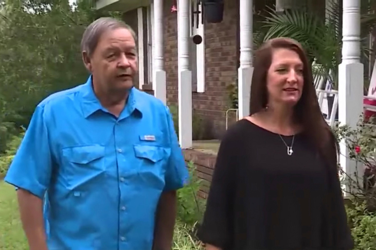 Former ‘Most Wanted’ list member saves life of officer who
arrested her 1