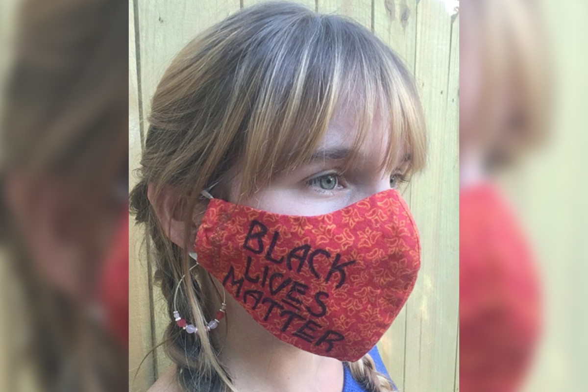 Texas teacher jobless after Black Lives Matter mask
standoff 1