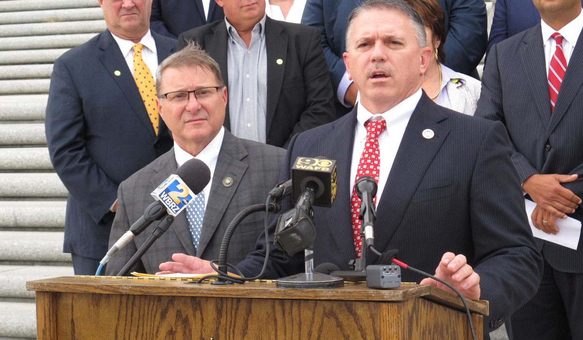 Louisiana lawmakers call another COVID-19 special
session 1