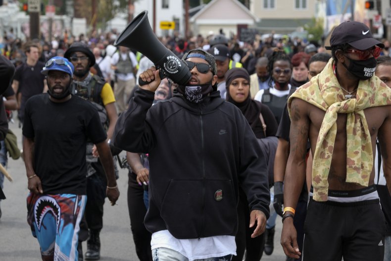 Kentucky Governor, Louisville Mayor Agree Federal Troops Not
Yet Needed Amid Breonna Taylor Protests 1