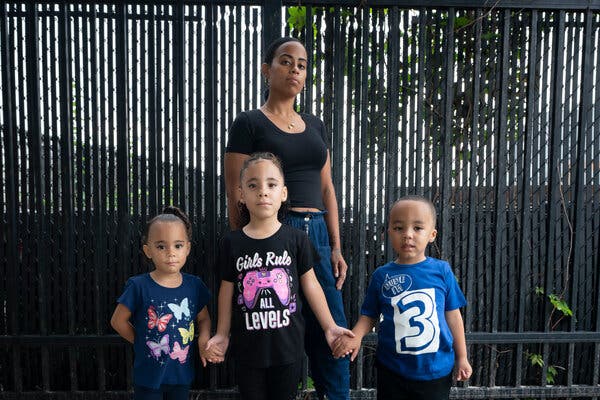 These Families Feel Forgotten as N.Y.C. Pushes to Open
Schools 1