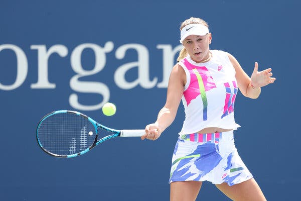 Katrina Scott Wasn’t Supposed to Reach the U.S. Open. She’s
in the Second Round. 1