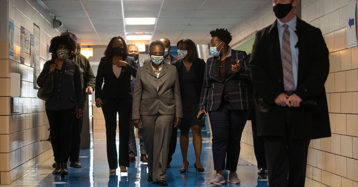 Will CPS kids go back to schools this fall? Lightfoot says
‘we’re not there yet’ 1