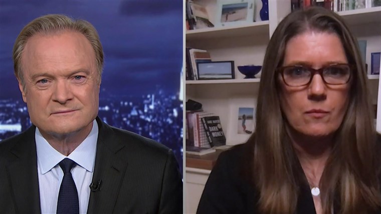 'Deeply unpatriotic': Mary Trump slams the president for not
paying taxes for years 1
