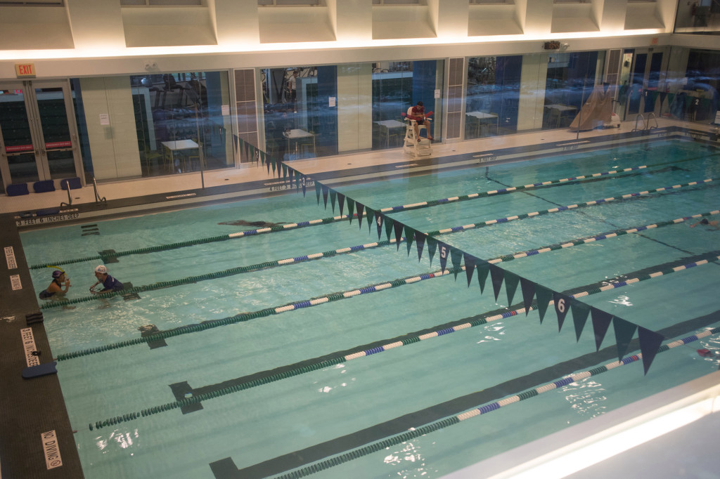 De Blasio announces reopening of NYC’s indoor pools at 33
percent capacity 1