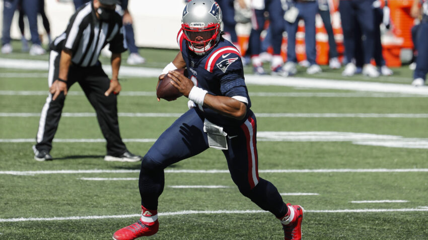 Patriots’ plan isn’t for Cam Newton to carry the ball 15
times a game 1