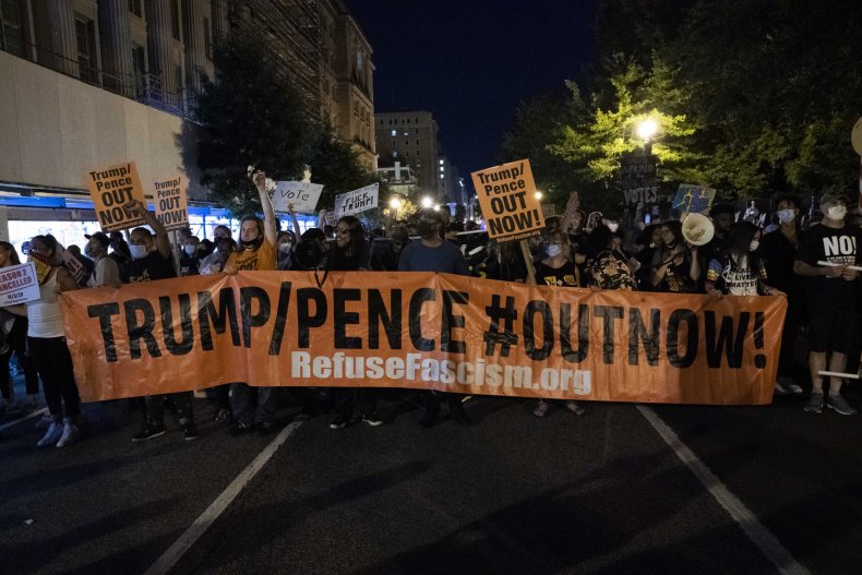 Nationwide Marches Against 'Death, Lies and Fascism' Planned
as U.S. Nears 200,000 COVID-19 Deaths 1