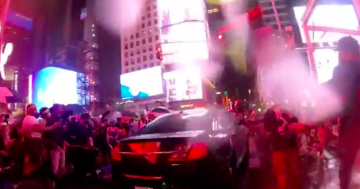 Car drives through crowd of Black Lives Matter protesters in
NYC 1
