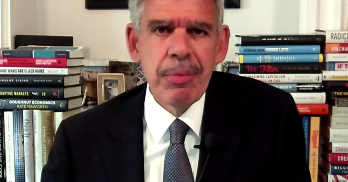 Economist: Full reopening won't happen until Americans feel
safe 1