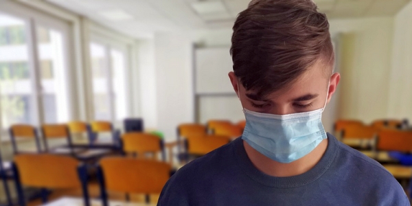 COVID Hysteria: Students expelled for turning their heads in
class 1