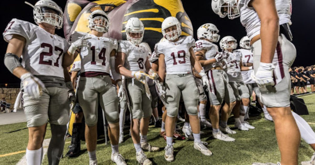 Report: No Significant COVID-19 Community Spread After 1000+
High School Football Games 1 Report: No Significant COVID-19 Community Spread After 1000+
High School Football Games 1