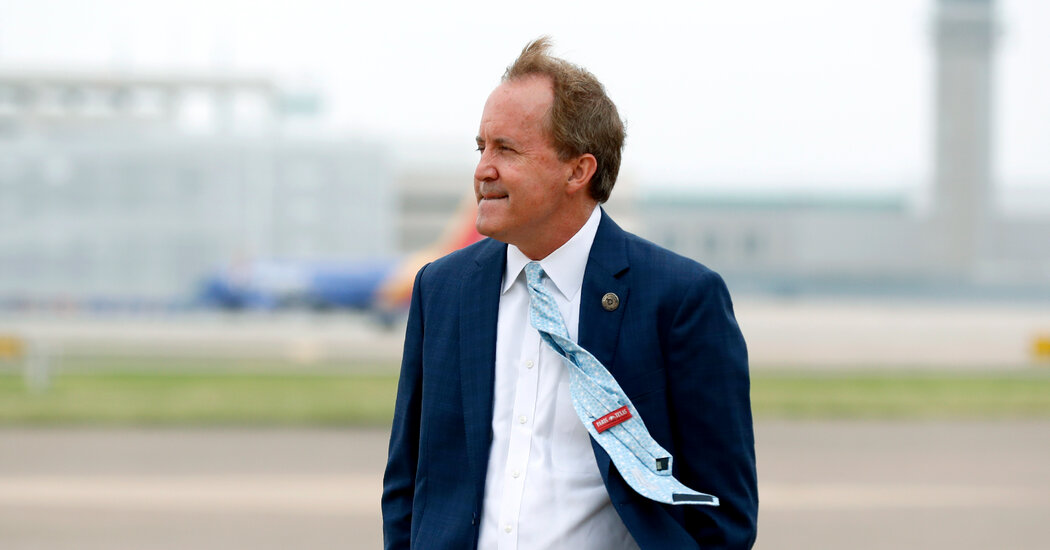 Texas Attorney General Is Accused by Top Aides of Abusing
His Office 1