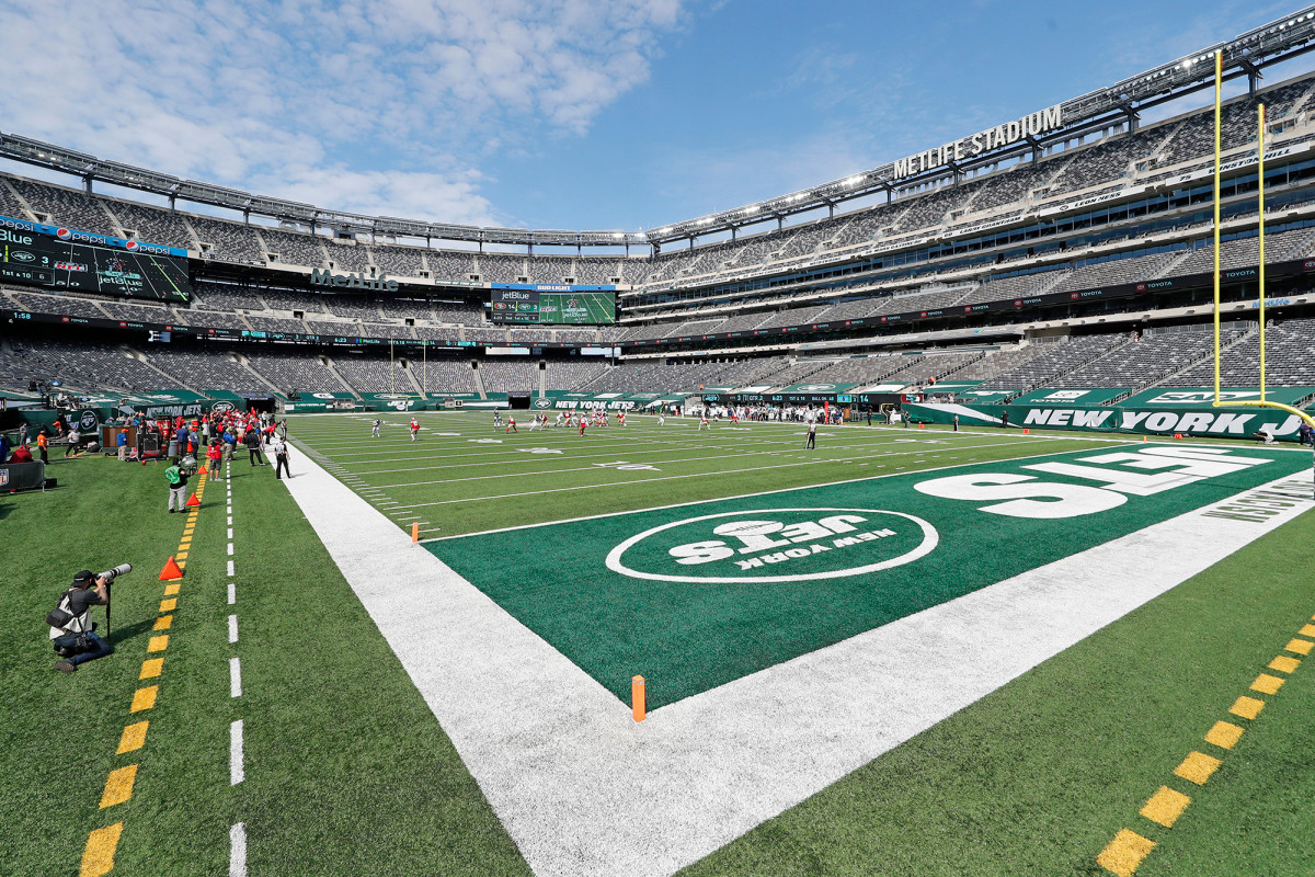 Jets’ coronavirus test a false positive, game with Cardinals
still on 1