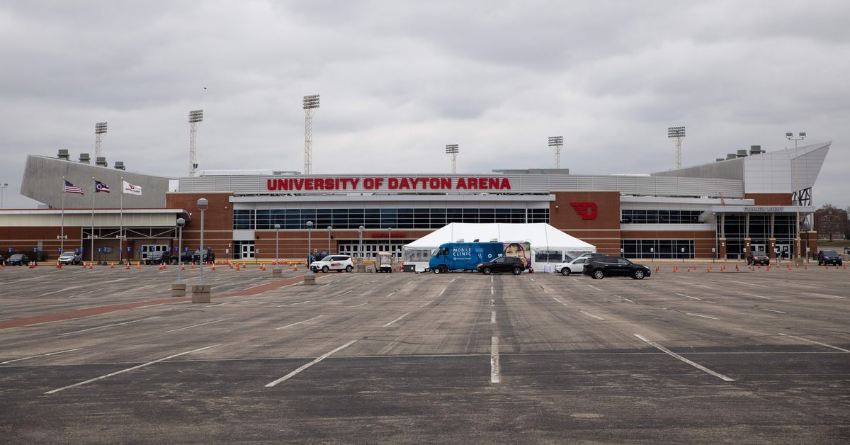 18-year-old University of Dayton student from La Grange dies
of COVID-19 1