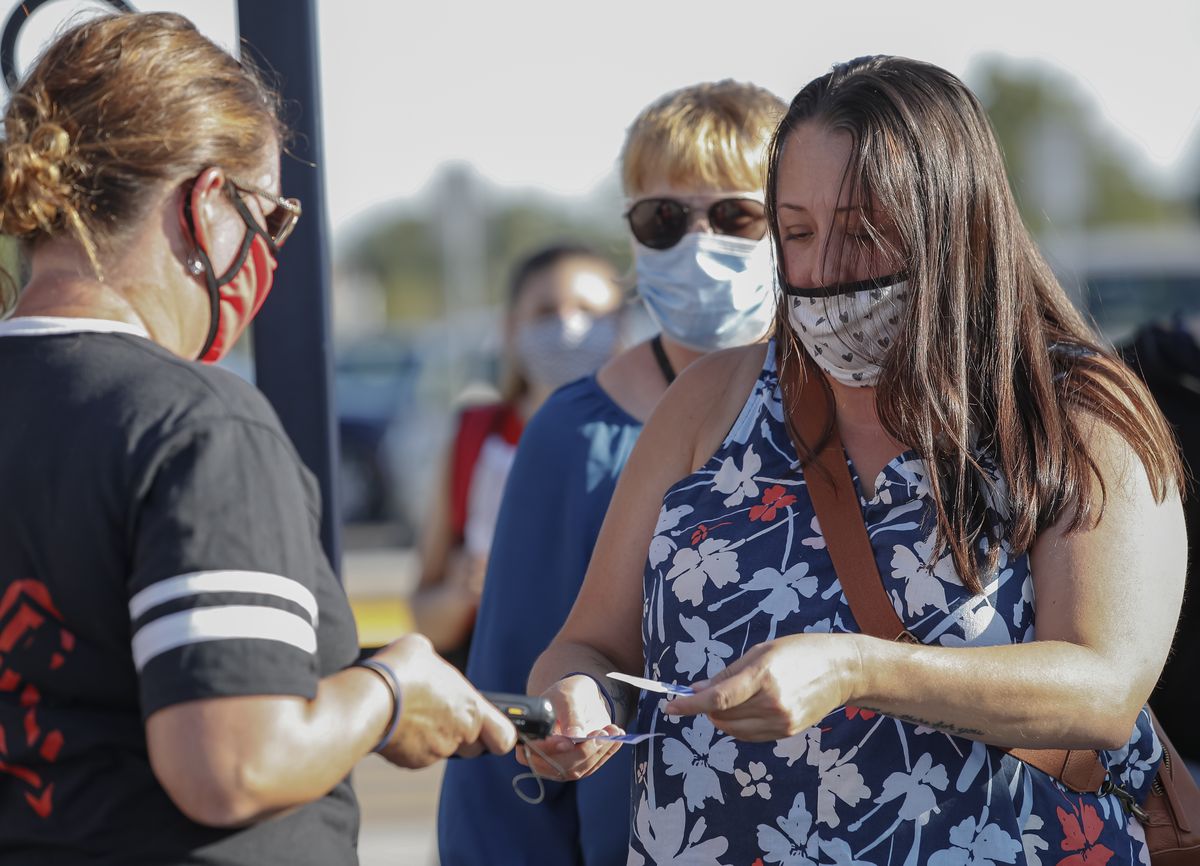 Has Indiana been too passive or too aggressive in
coronavirus containment efforts? (LIVE UPDATES) 1