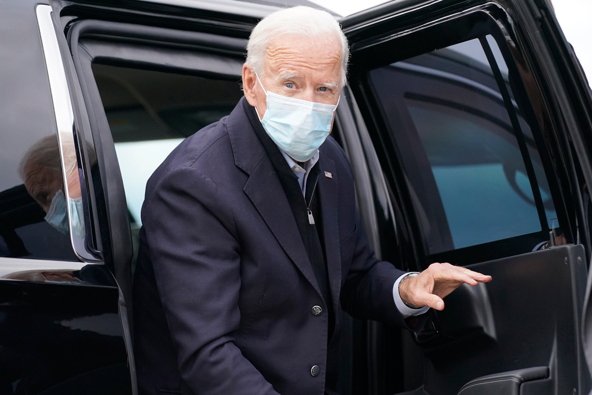 Joe Biden ‘not completely out of the woods’ after negative
COVID-19 test 1